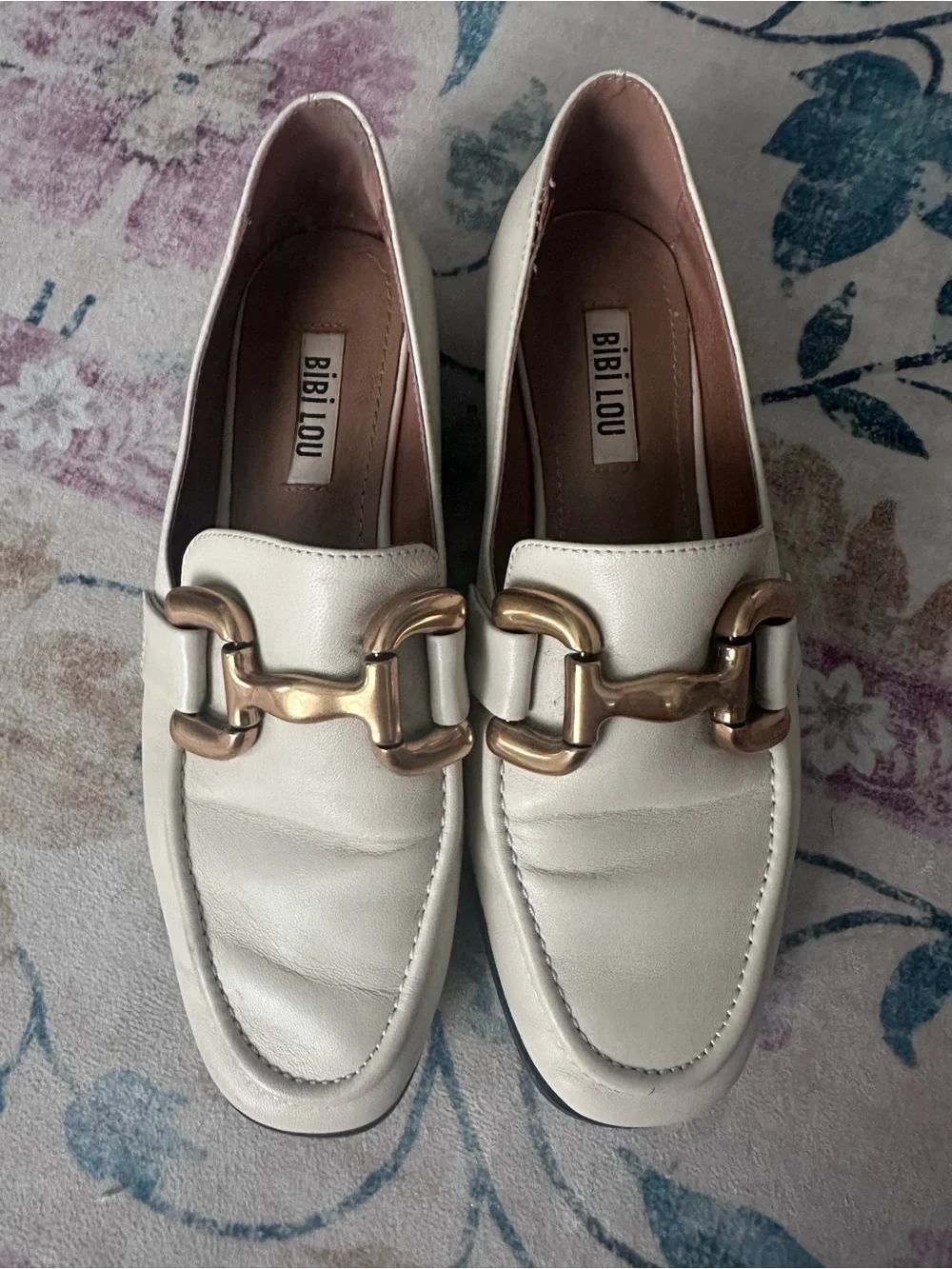 EUC - Women's Bibi Lou Cream Leather Loafers with Gold Buckle